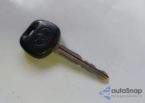 2003 Toyota Sequoia Sr5 V8 from USA, damaged, VIN 5TDBT44A73S183392